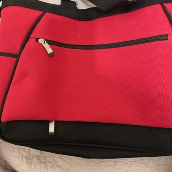 LAST CALL Studio D Large Tote w/Laptop Case - limited time sale - Picture 2 of 6